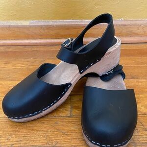MIA Black Leather Women's Mules with Wooden Sole